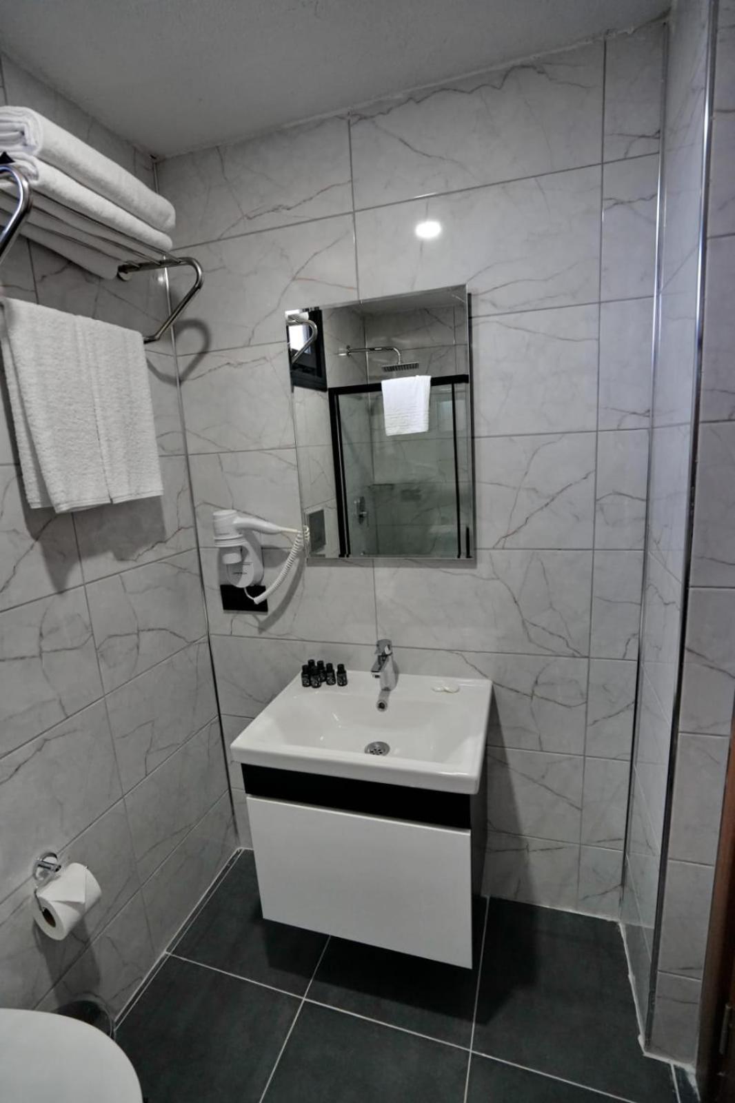 Shelton Airport Hotel Arnavutkoy Kültér fotó